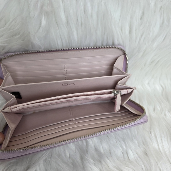 Coach Julia Letaher Wallet - Picture 2 of 7